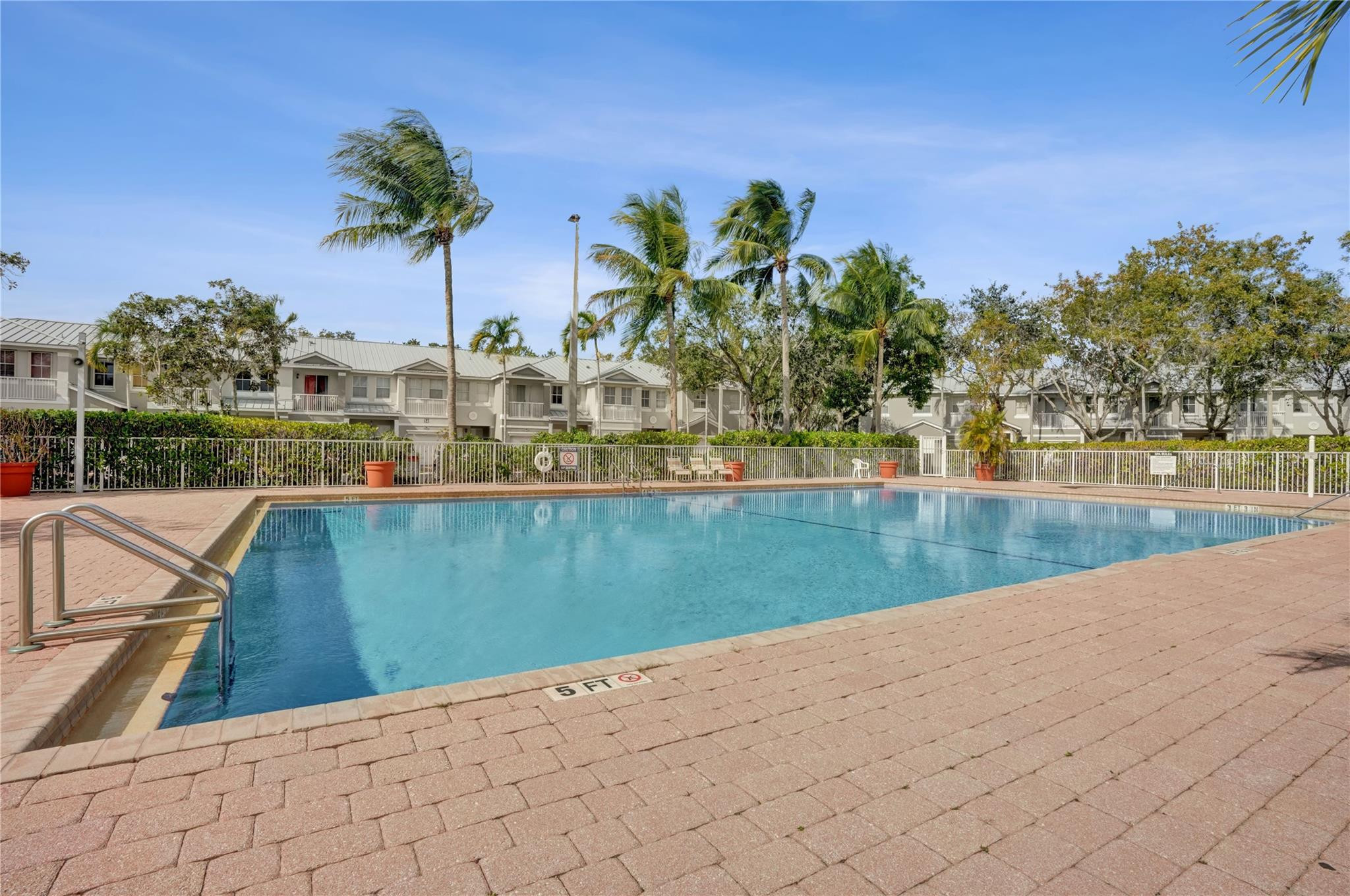 2137 Shoma Drive 156 Bldg 17