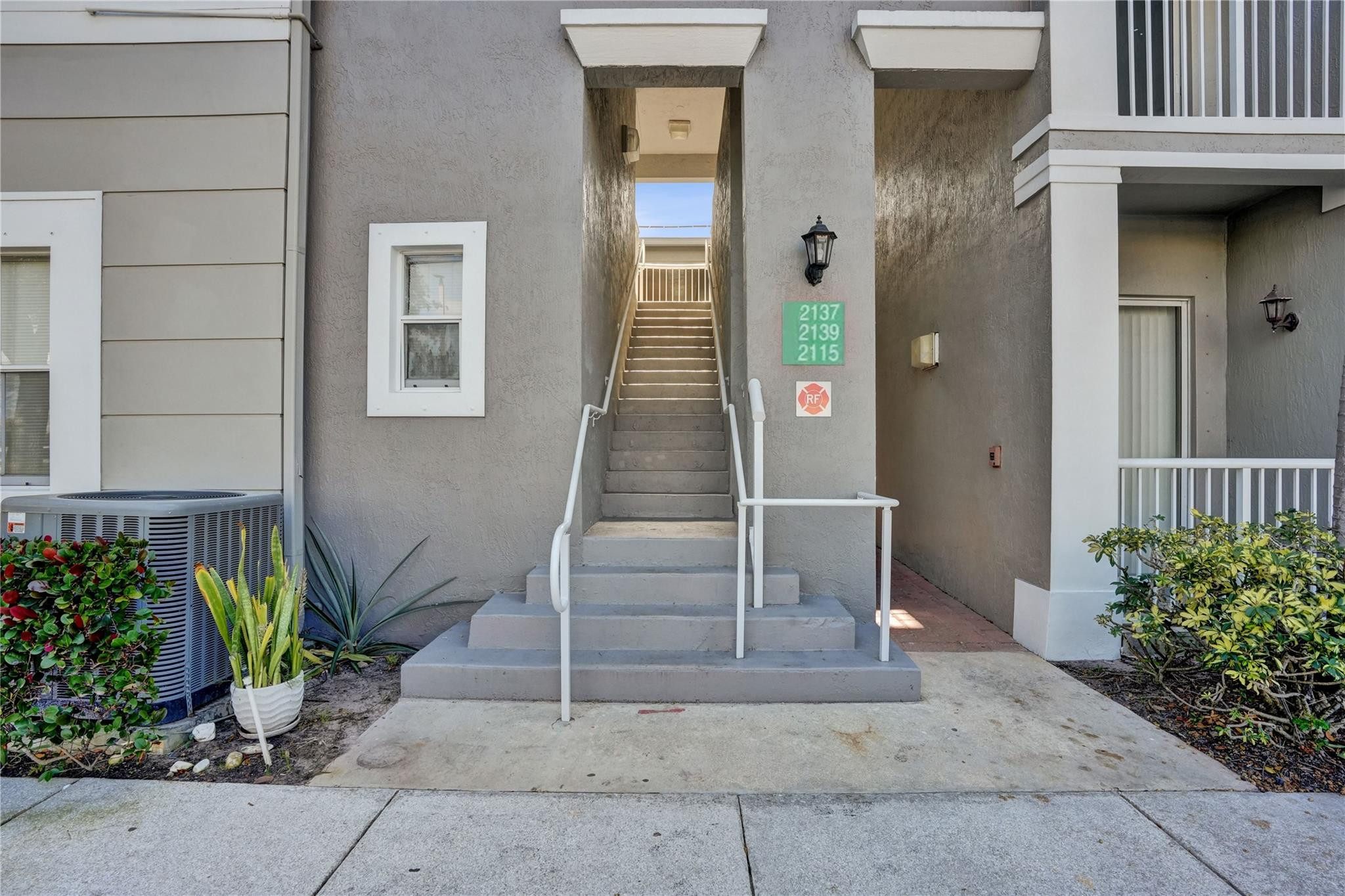 2137 Shoma Drive 156 Bldg 17