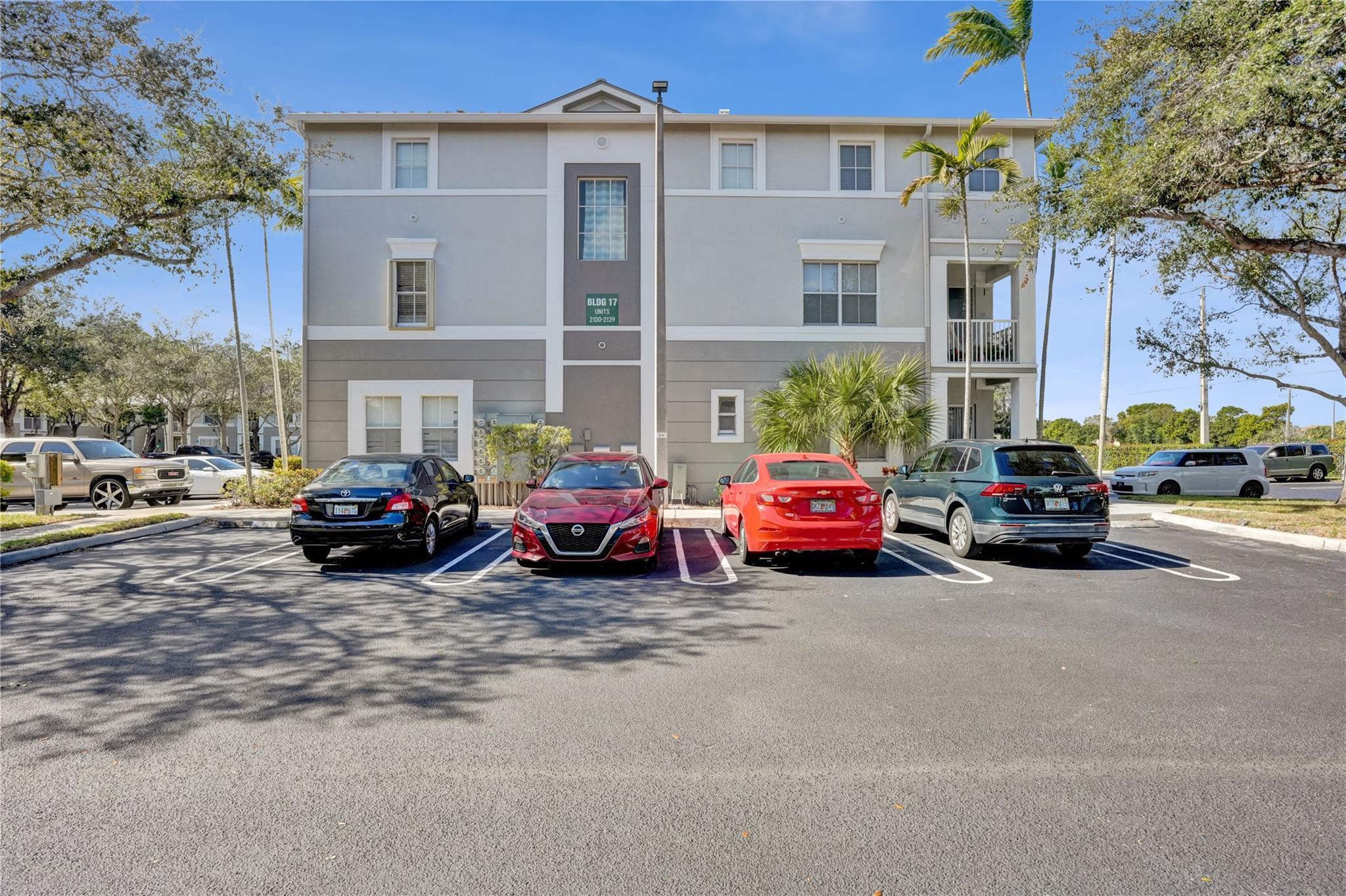 2137 Shoma Drive 156 Bldg 17