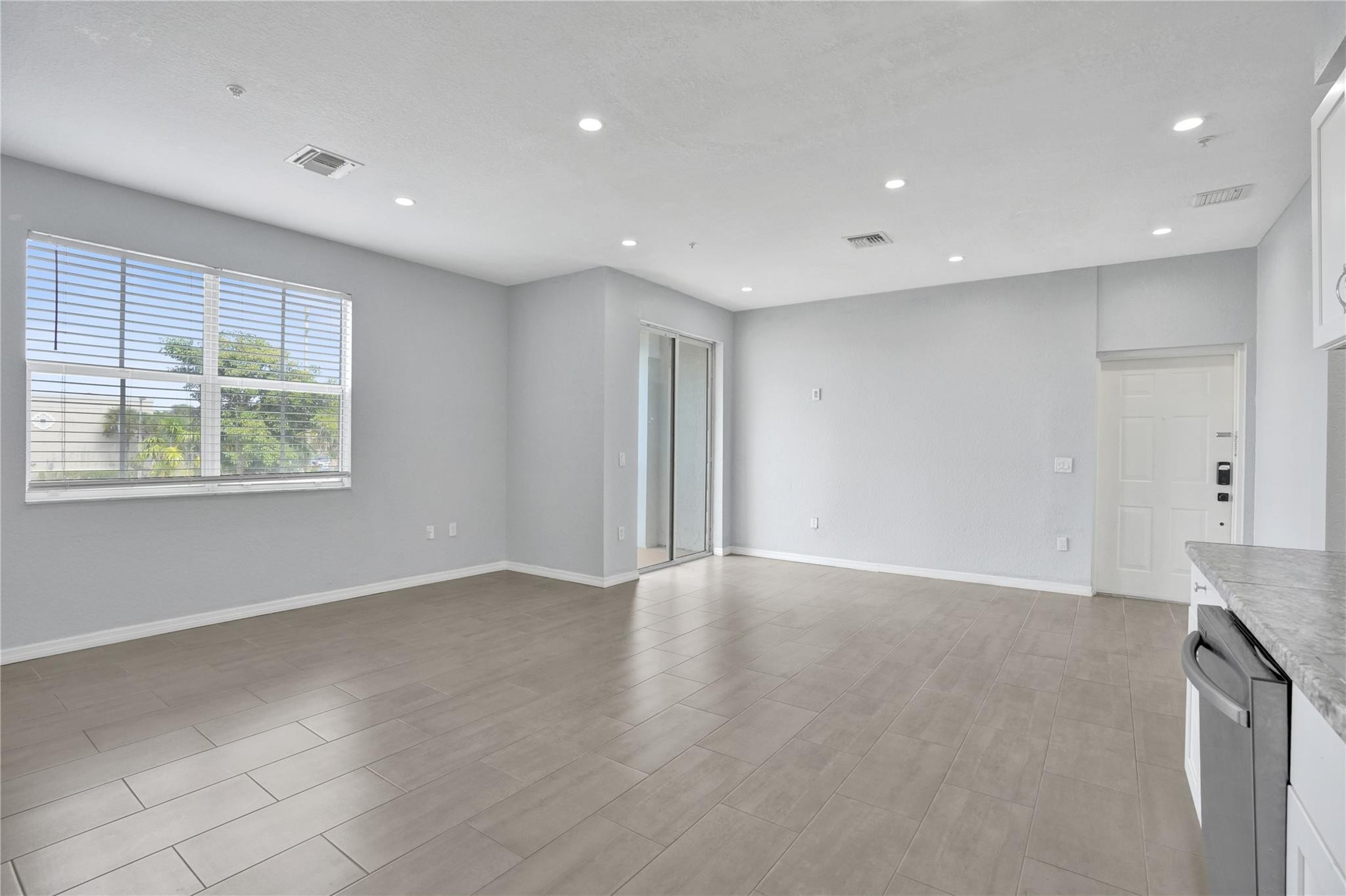 2137 Shoma Drive 156 Bldg 17