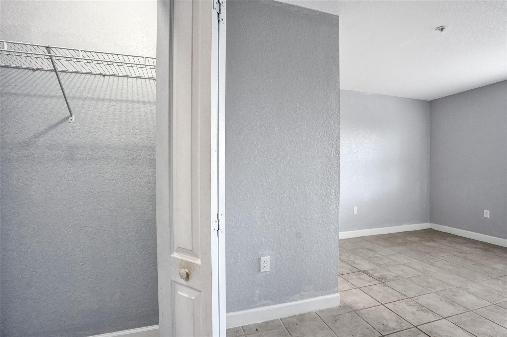 2137 Shoma Drive 156 Bldg 17