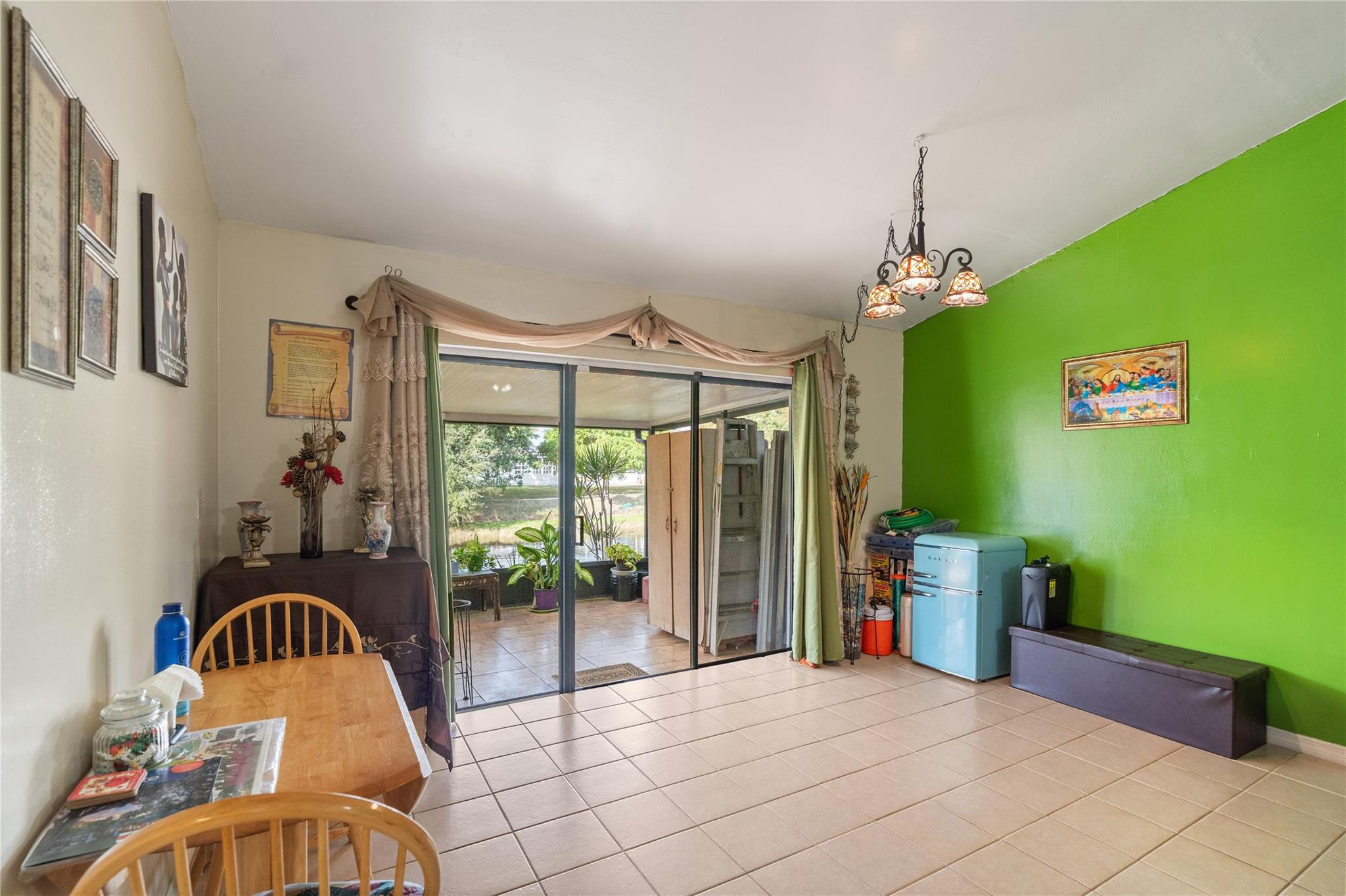 6080 NW 3rd Street 6080