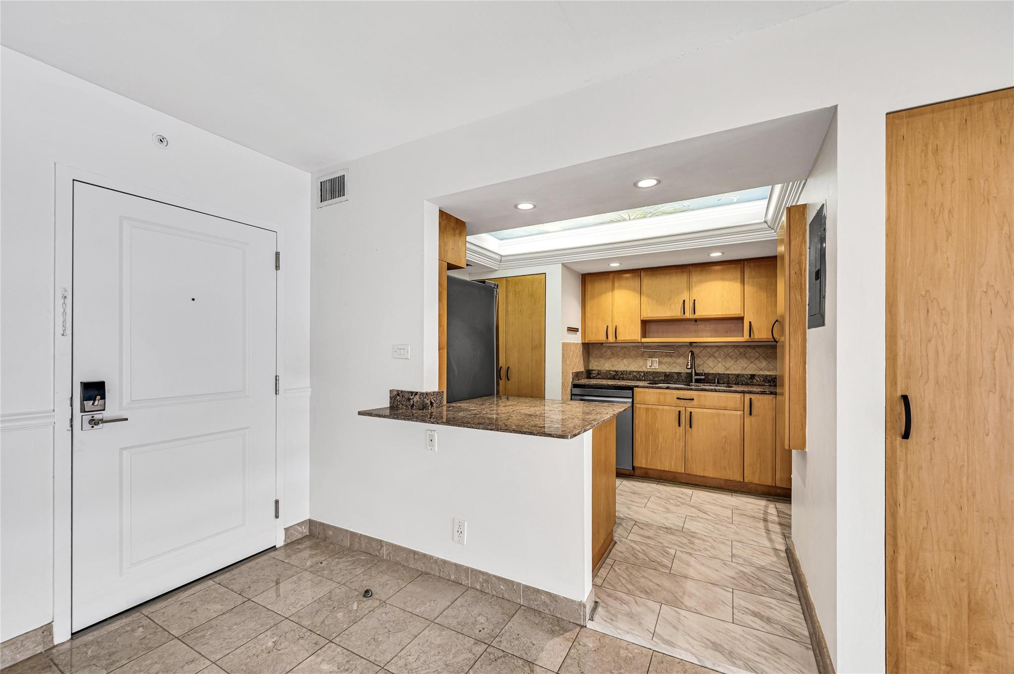 1800 S Ocean Boulevard 804