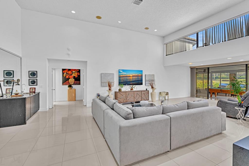 10126 Spyglass Way