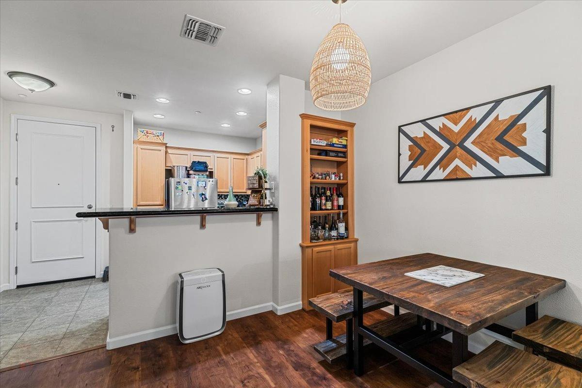 3420 FINNIAN Way 226