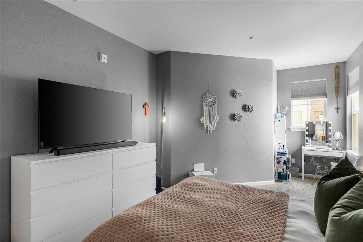 3420 FINNIAN Way 226