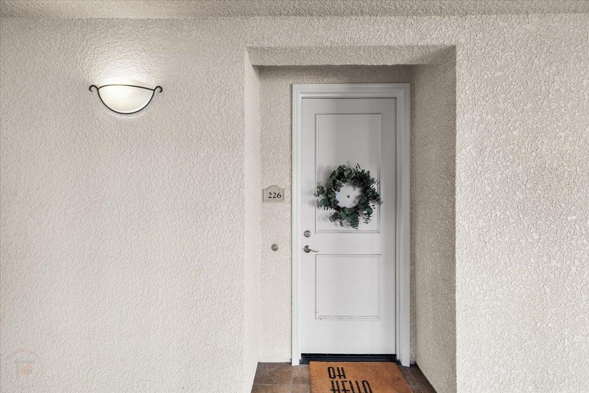 3420 FINNIAN Way 226