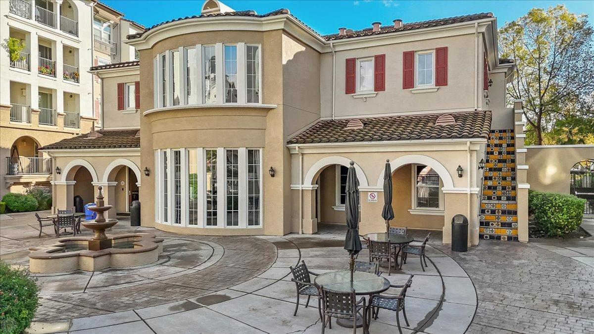 3420 FINNIAN Way 226