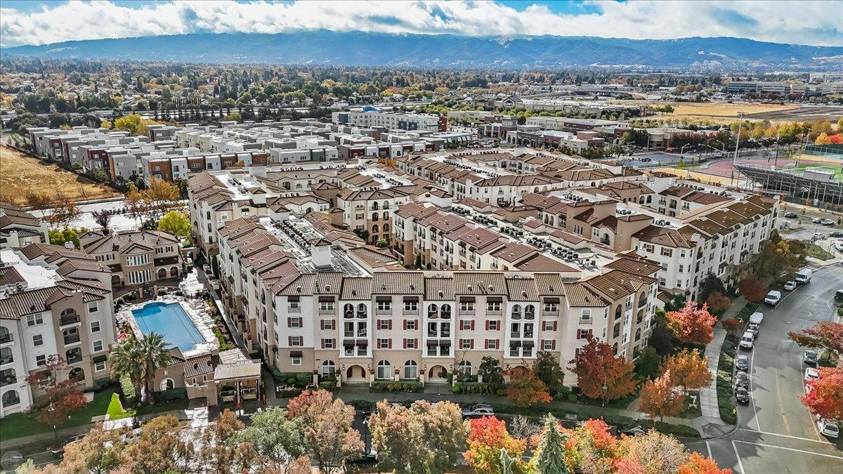 3420 FINNIAN Way 226