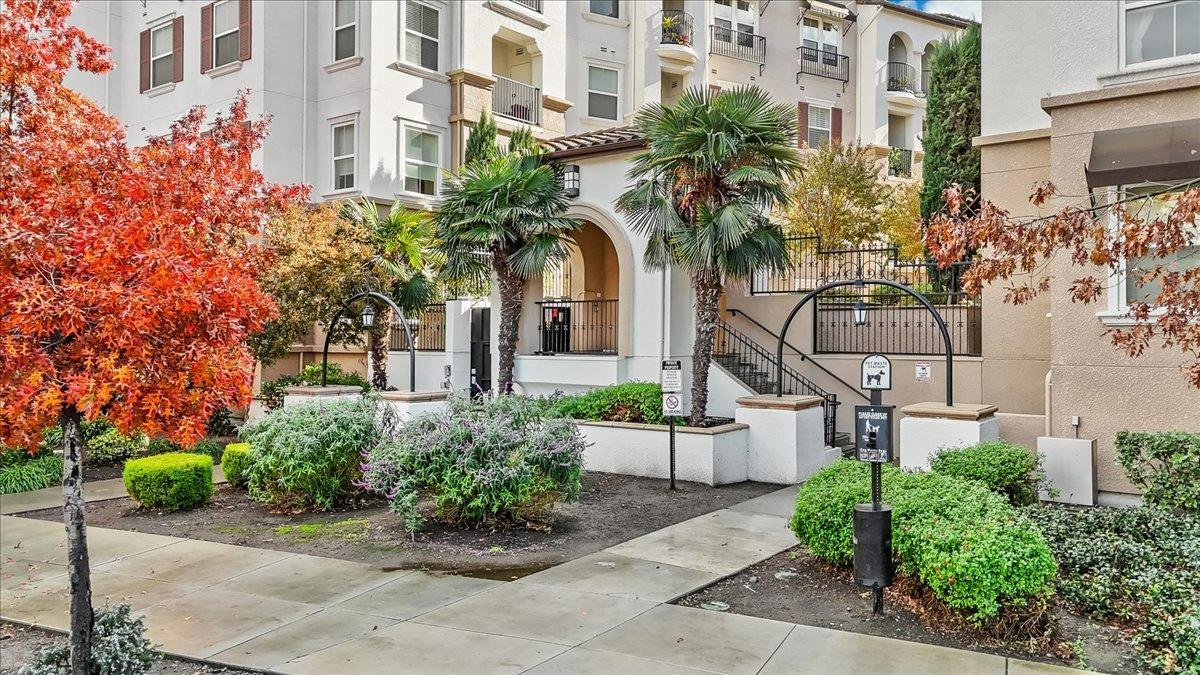 3420 FINNIAN Way 226