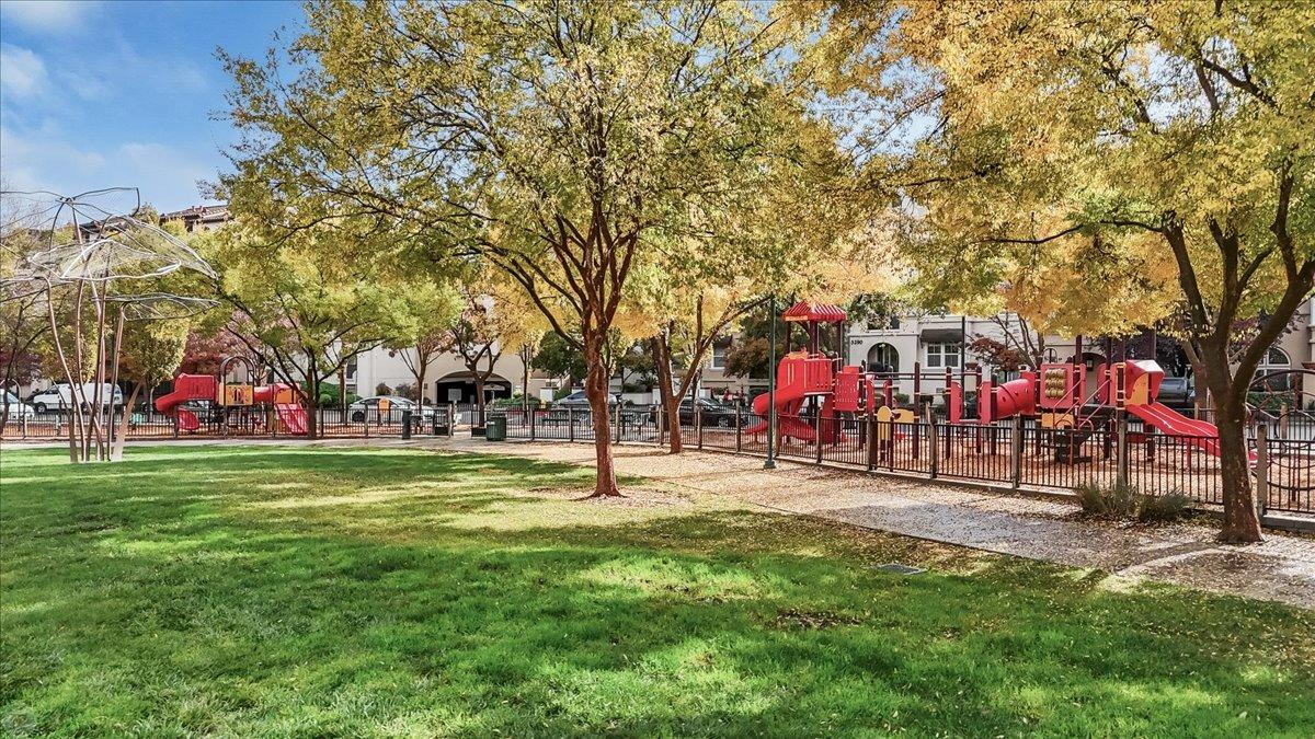 3420 FINNIAN Way 226