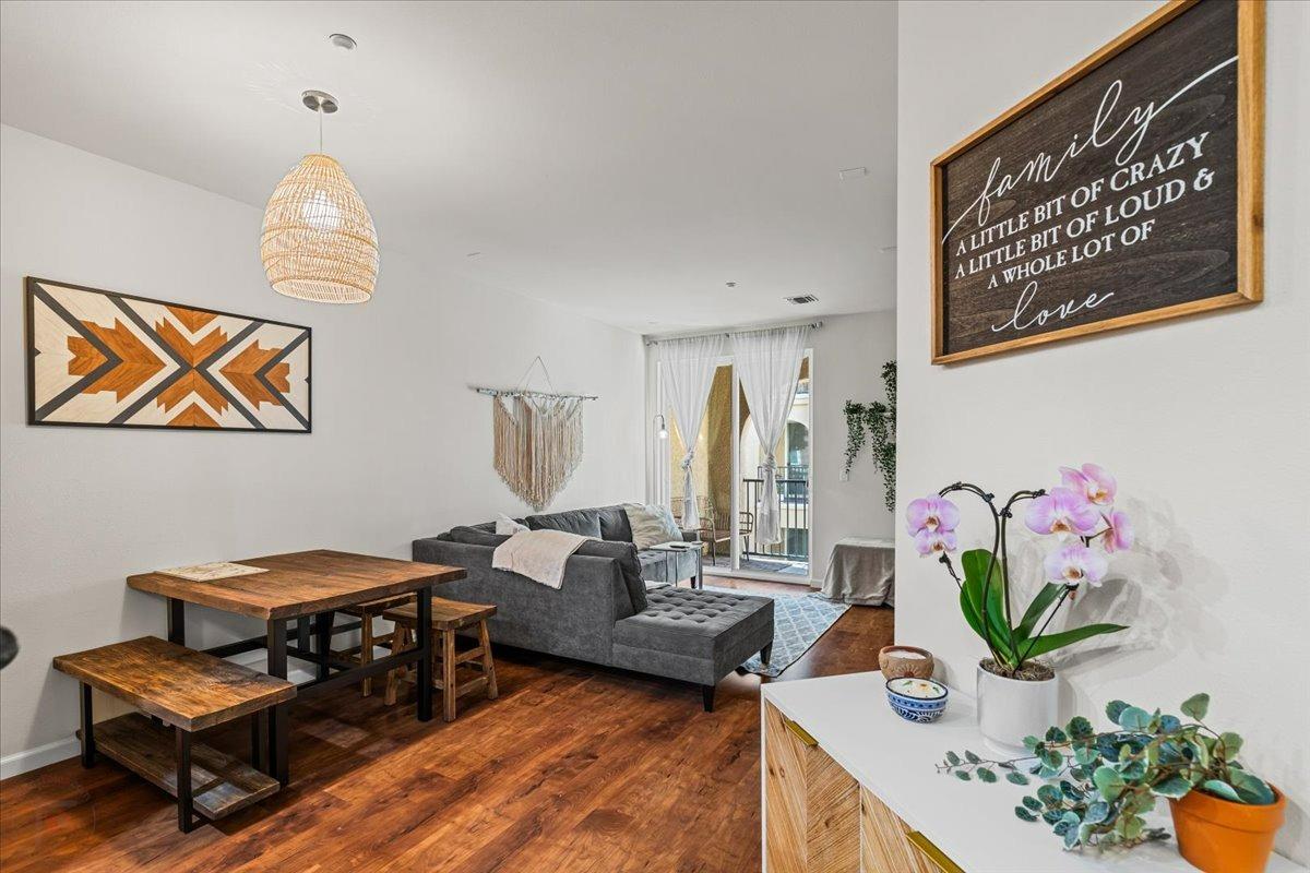 3420 FINNIAN Way 226