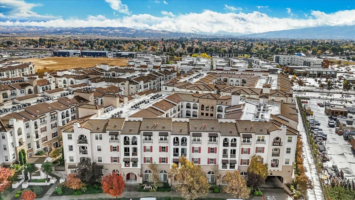 3420 FINNIAN Way 226