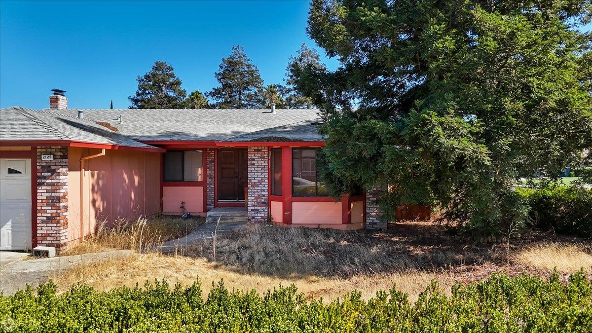 2129 Monostory Court