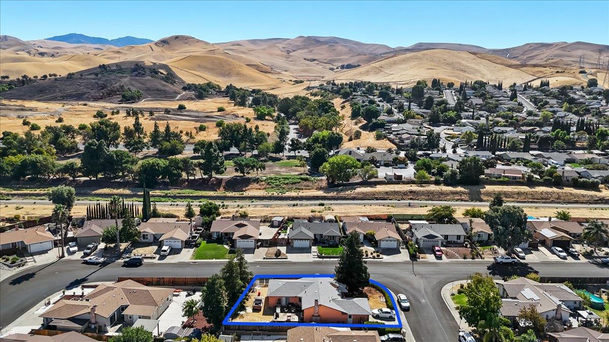 2129 Monostory Court