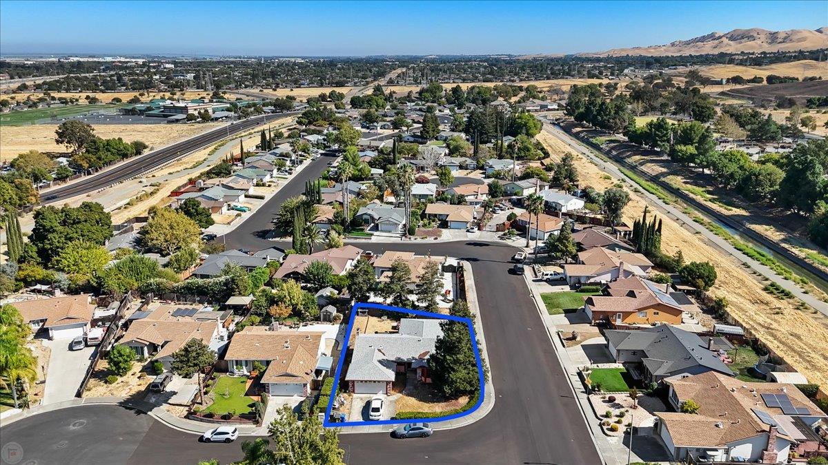 2129 Monostory Court