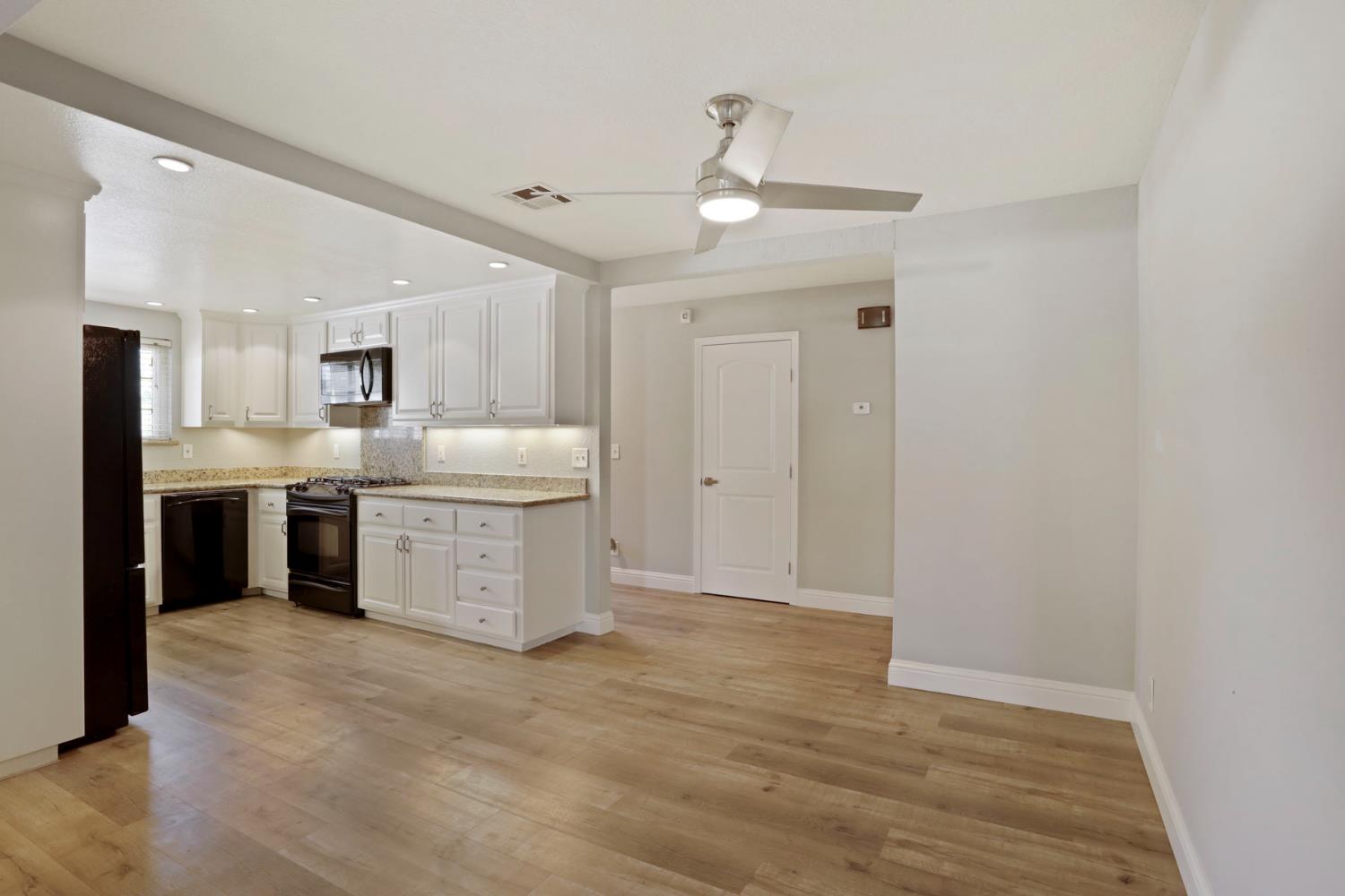 1529 Liverpool Court