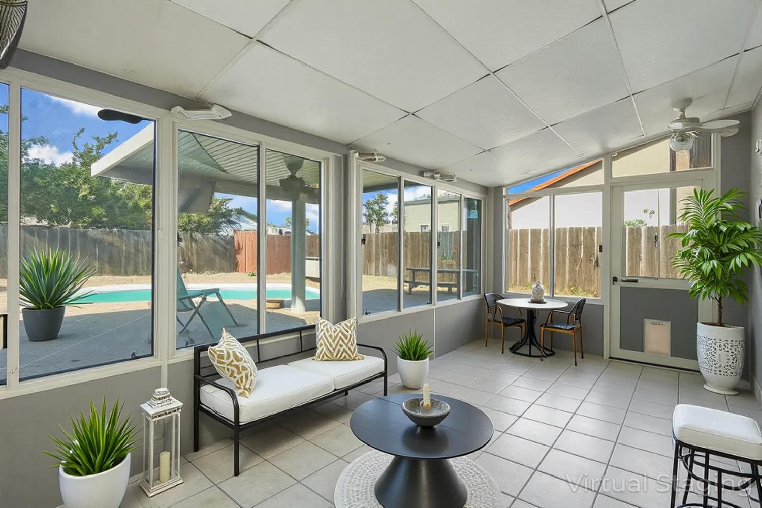 1529 Liverpool Court