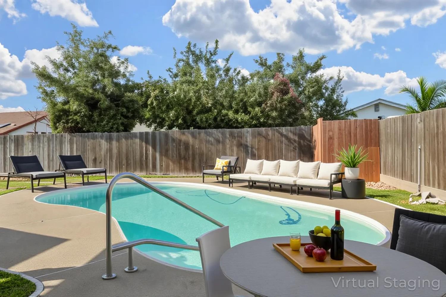 1529 Liverpool Court