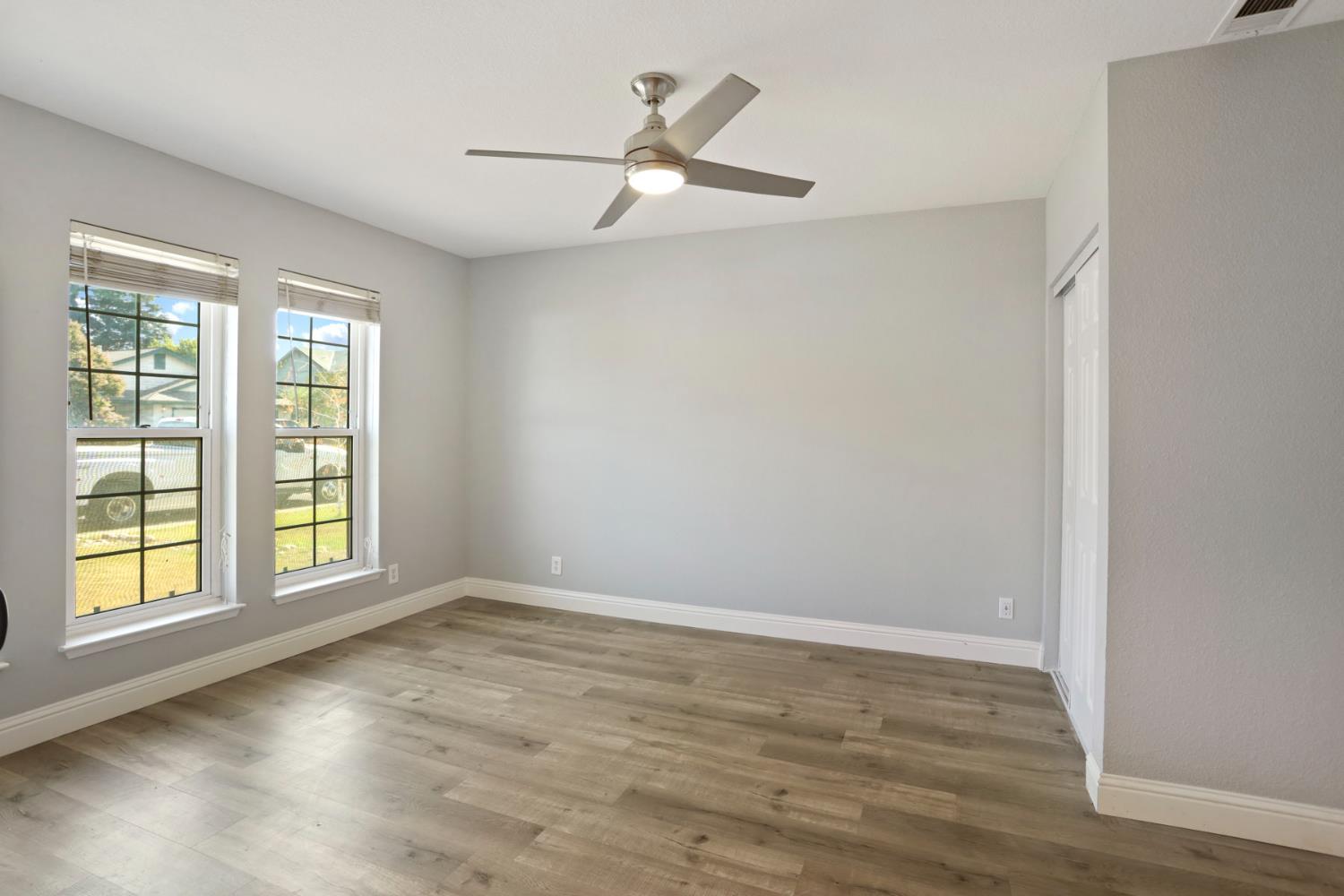 1529 Liverpool Court