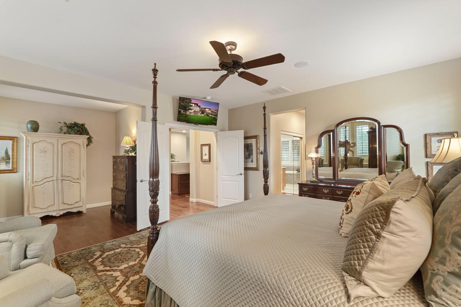 145 N Hancock Park Drive