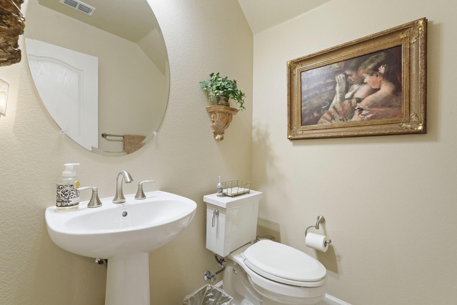 145 N Hancock Park Drive