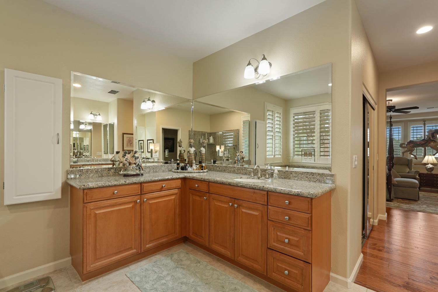 145 N Hancock Park Drive