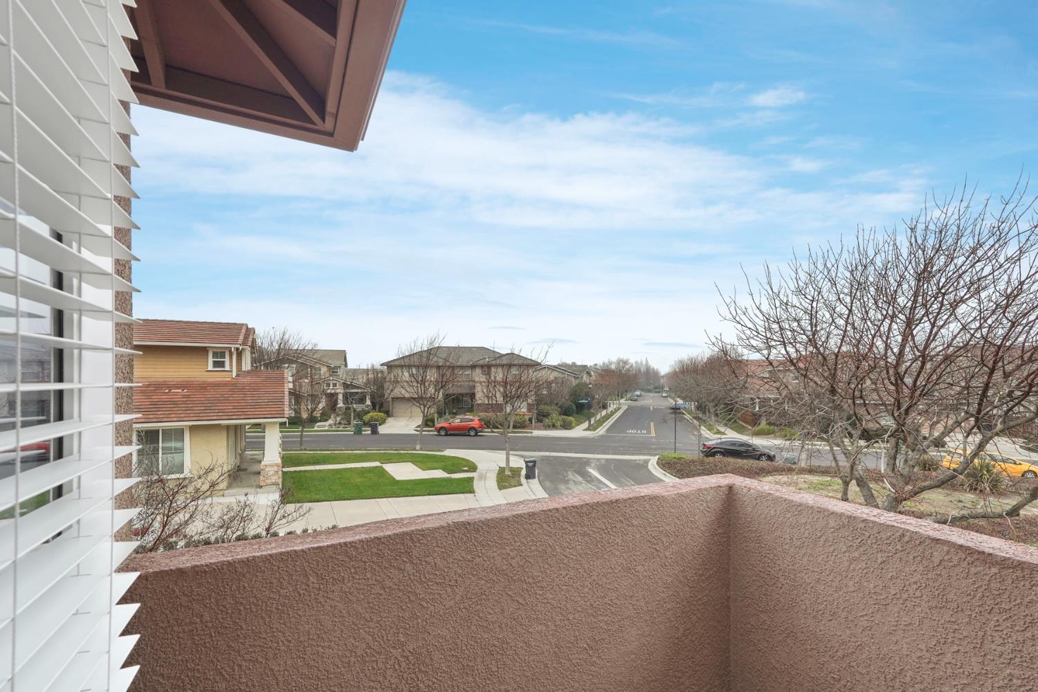 145 N Hancock Park Drive