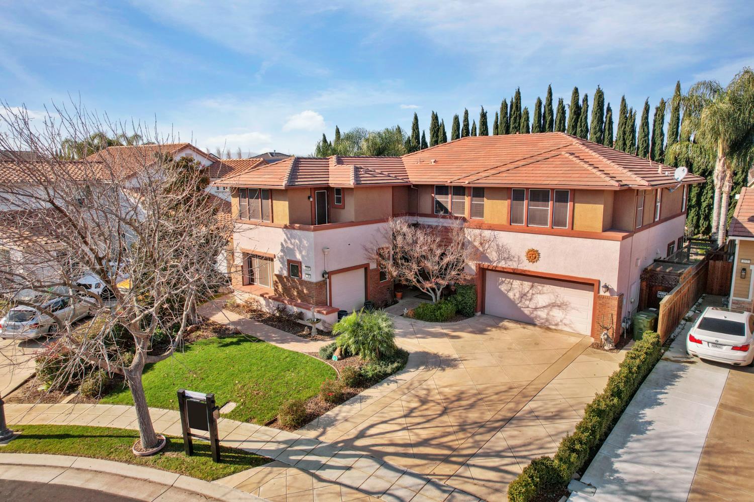 145 N Hancock Park Drive