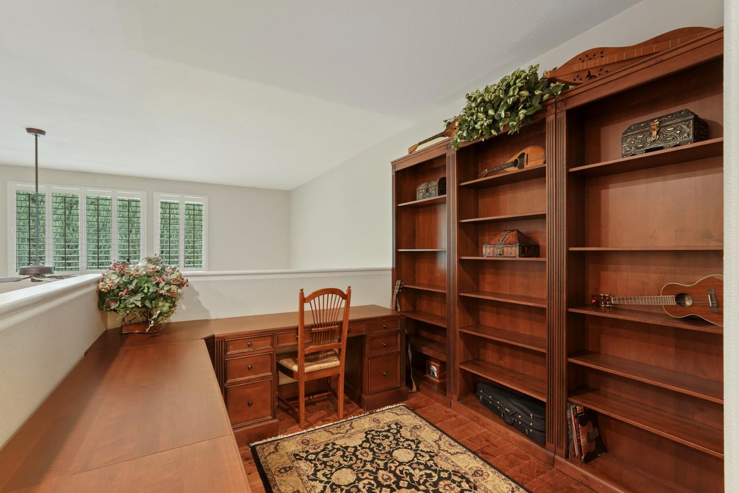 145 N Hancock Park Drive