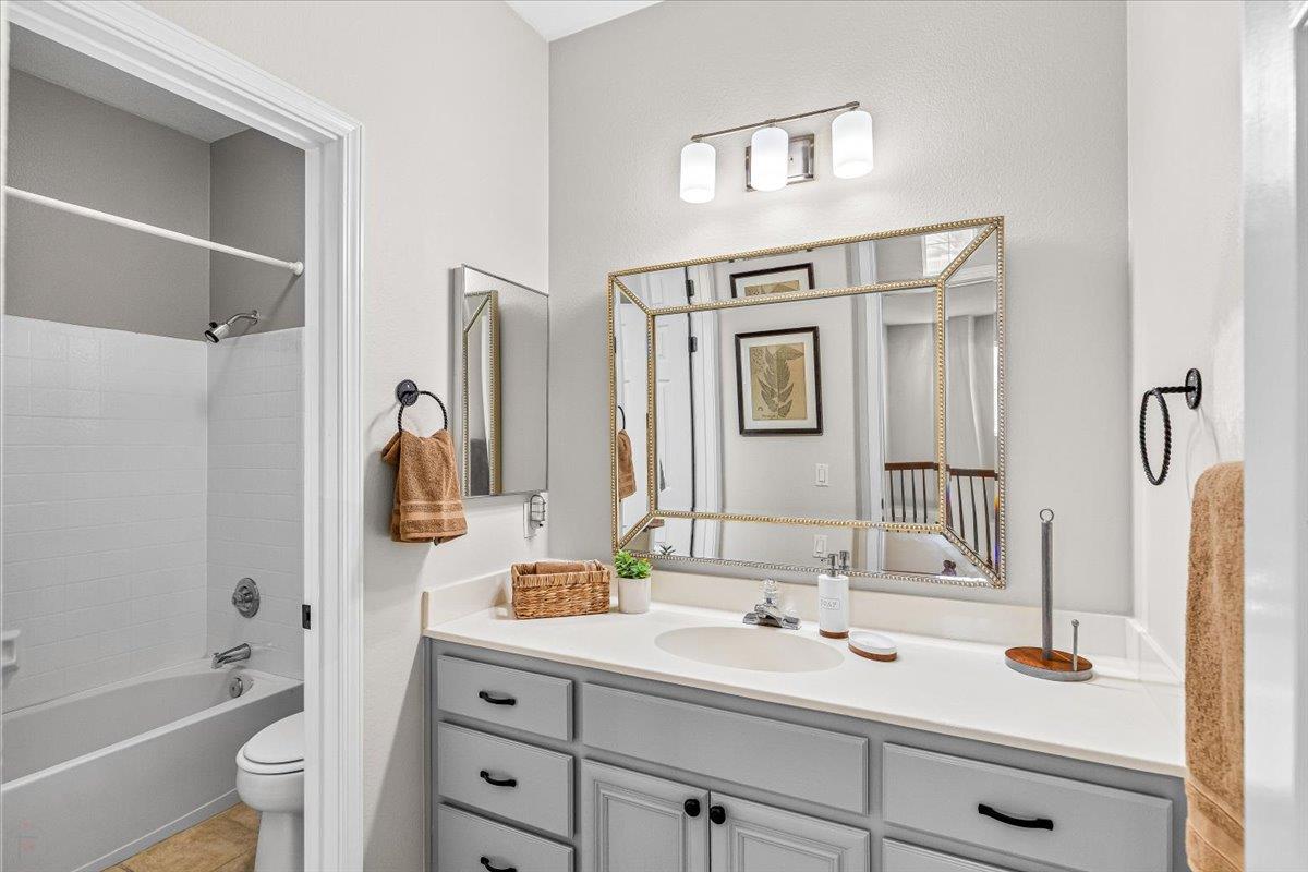 544 Glenbriar Circle