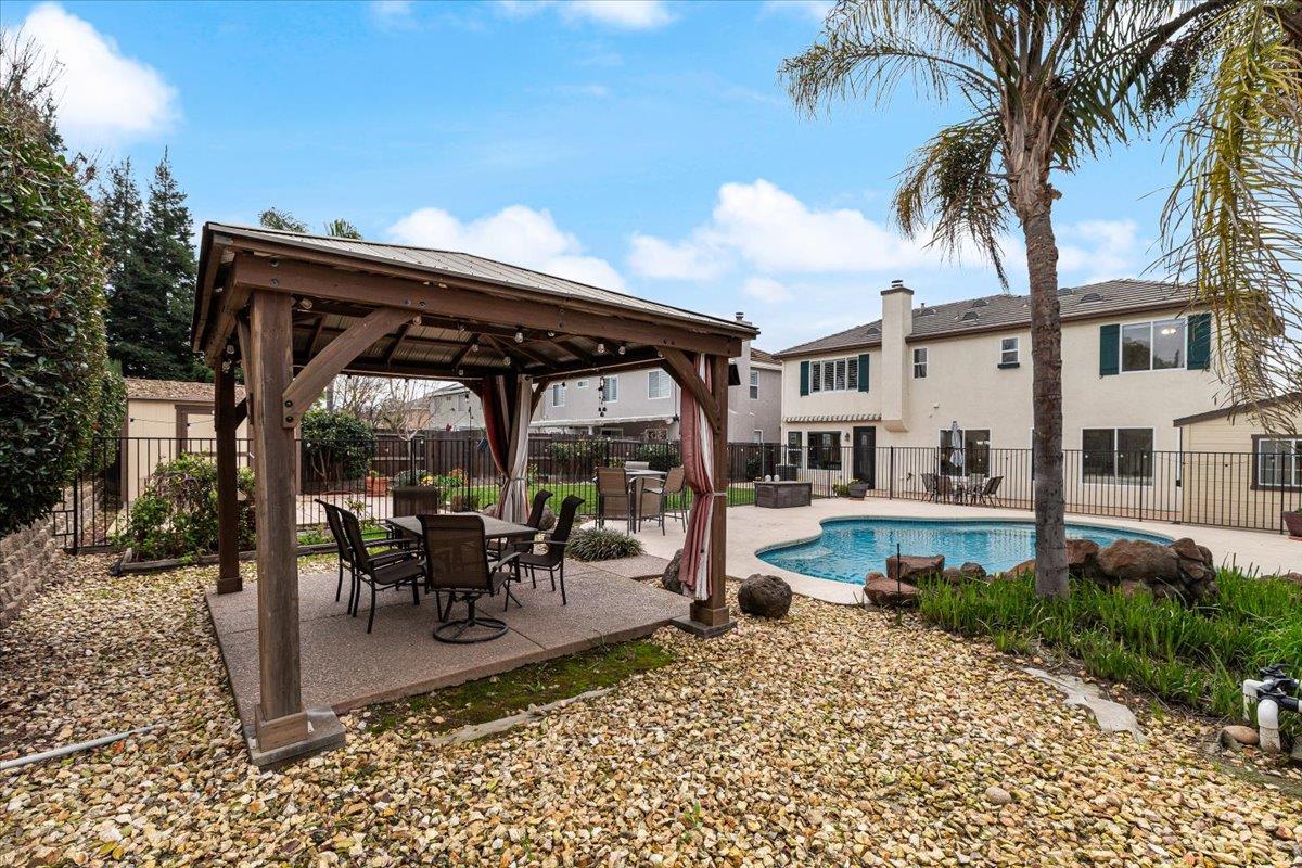 544 Glenbriar Circle