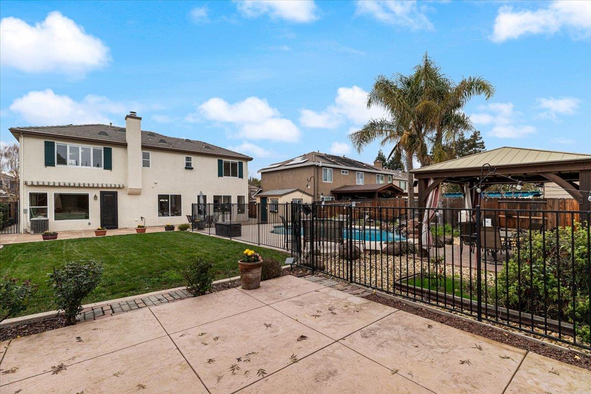 544 Glenbriar Circle