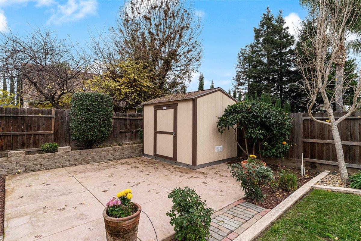 544 Glenbriar Circle