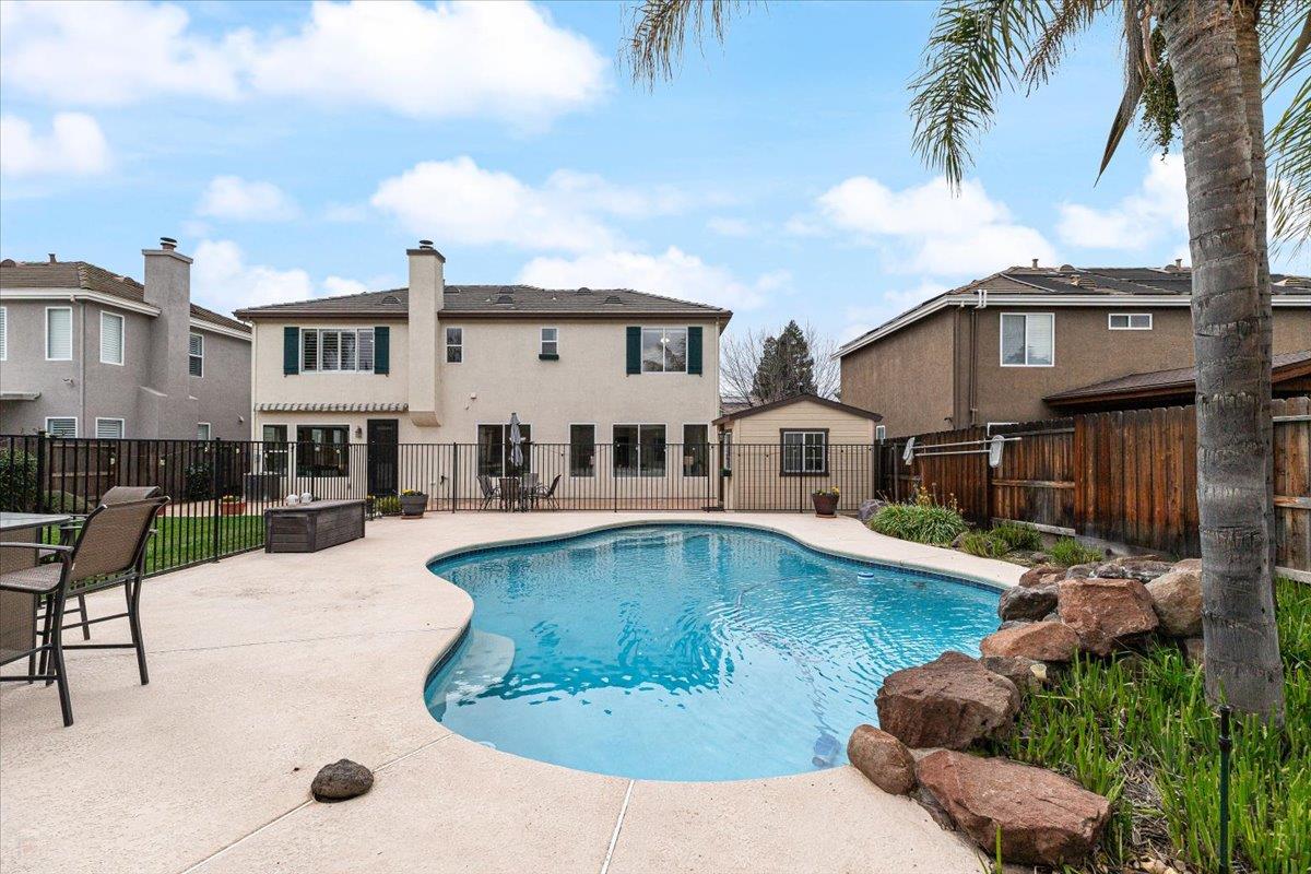 544 Glenbriar Circle