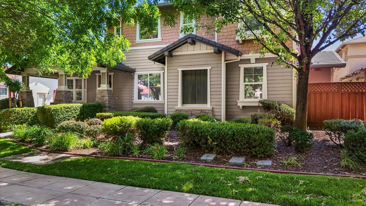 474 N Orinda Court