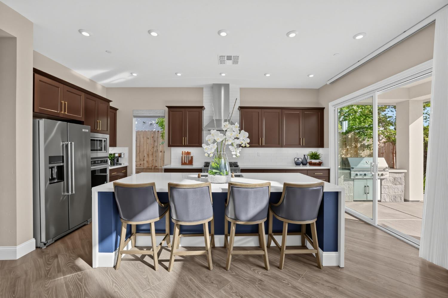 1195 Seneca Circle