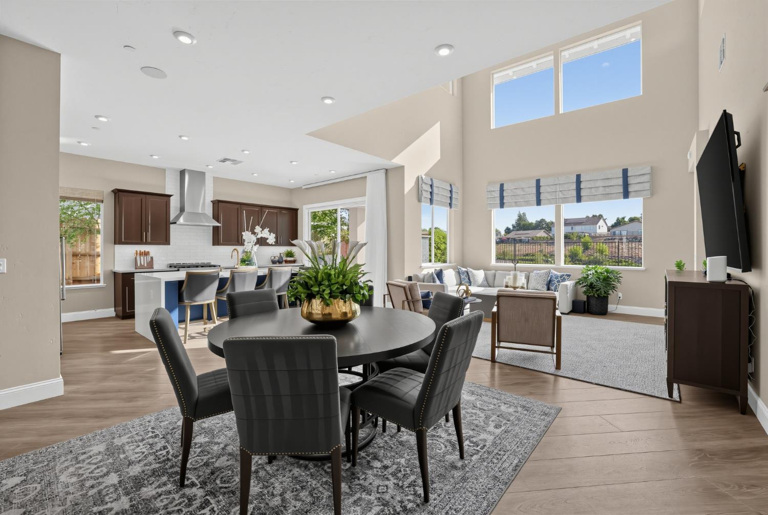 1195 Seneca Circle