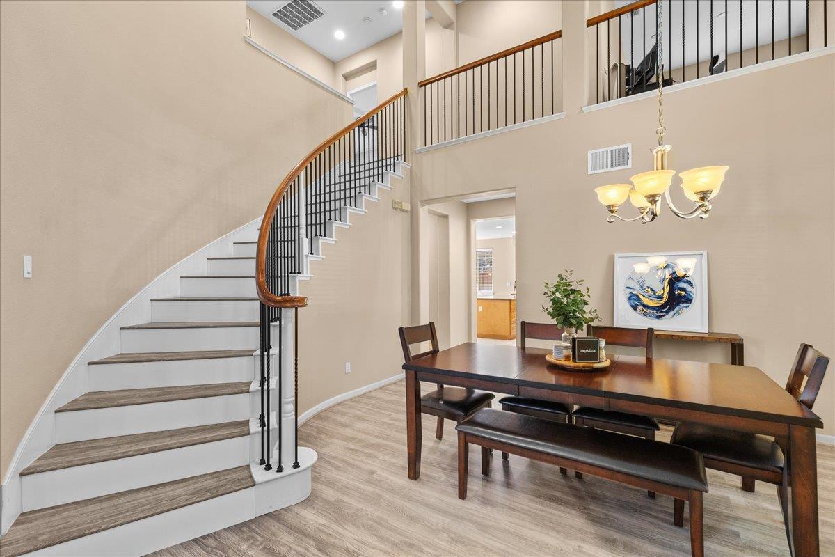 474 N Orinda Court