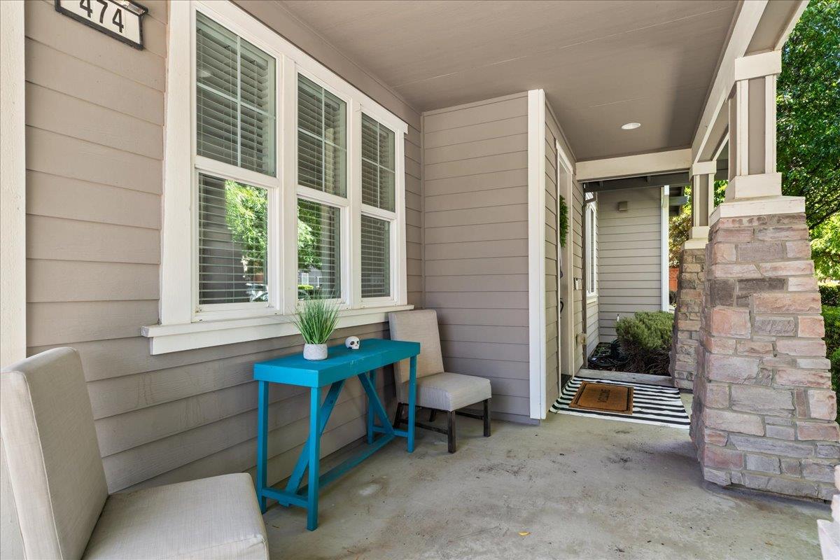 474 N Orinda Court