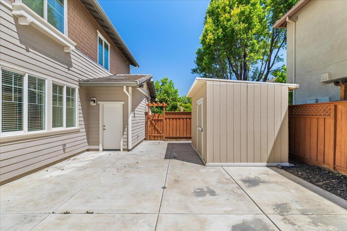 474 N Orinda Court