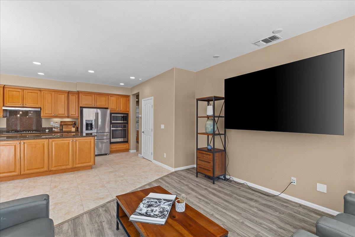 474 N Orinda Court