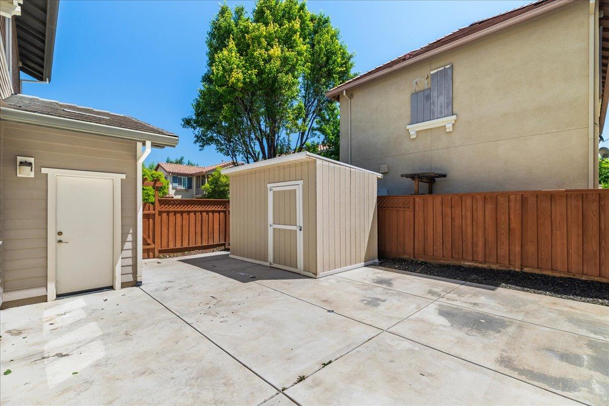 474 N Orinda Court