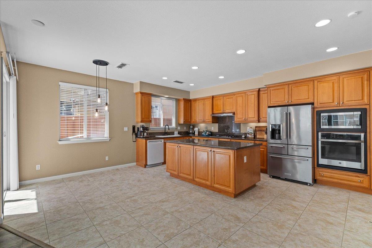 474 N Orinda Court