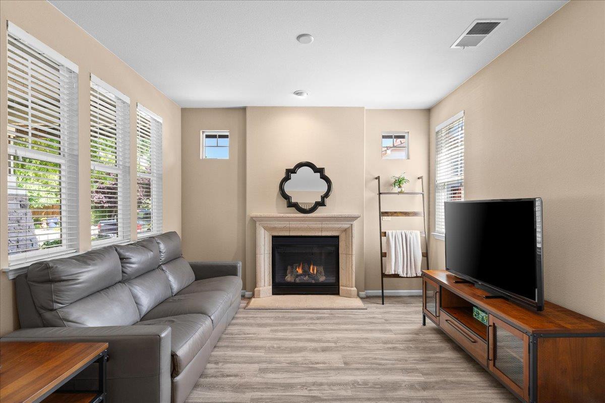 474 N Orinda Court
