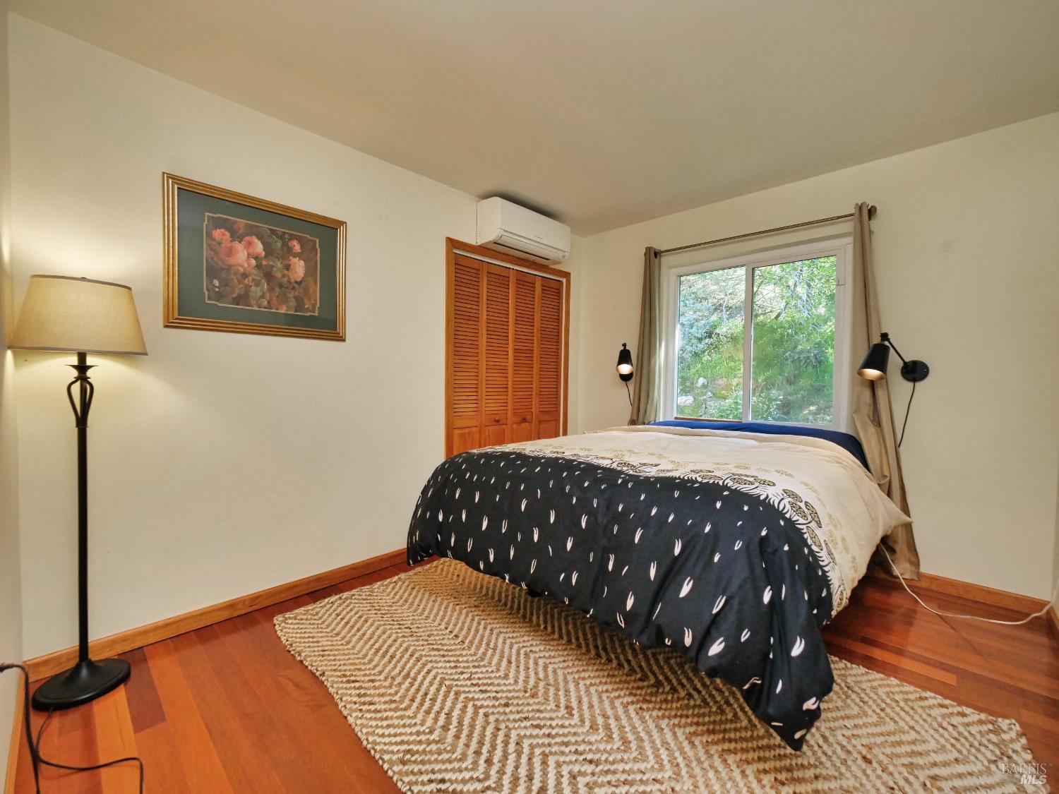 11485 Lakeshore Drive