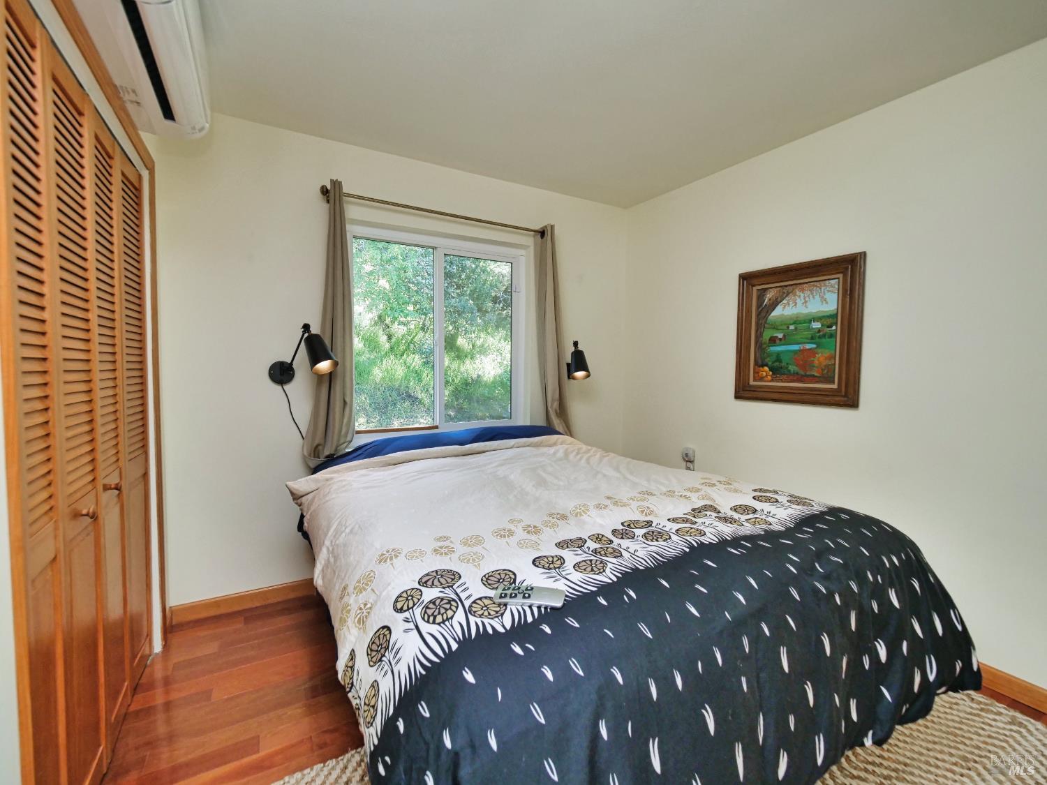 11485 Lakeshore Drive