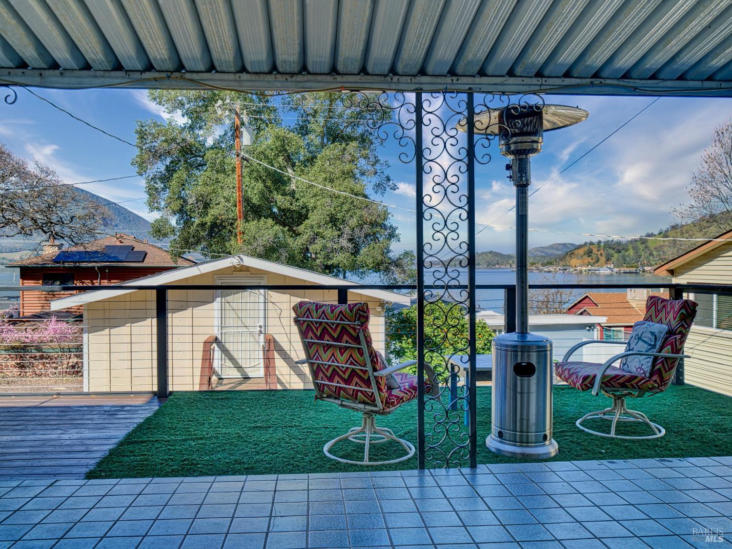 11485 Lakeshore Drive