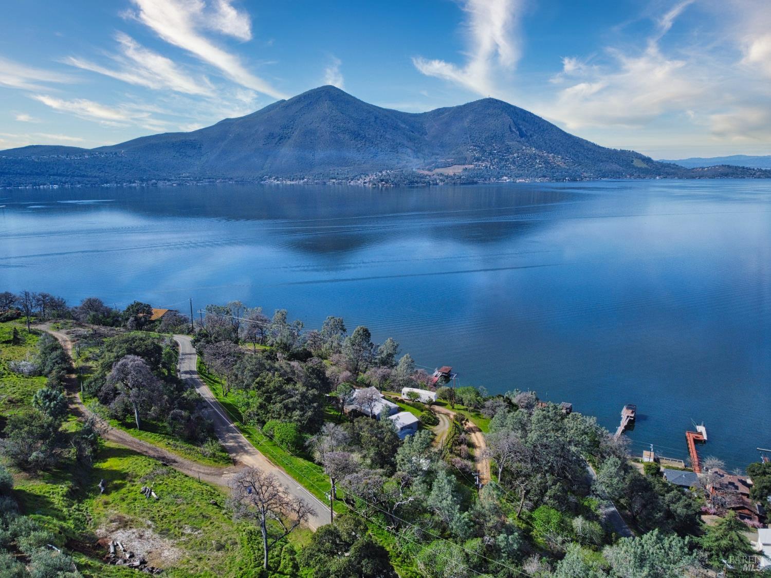 11485 Lakeshore Drive