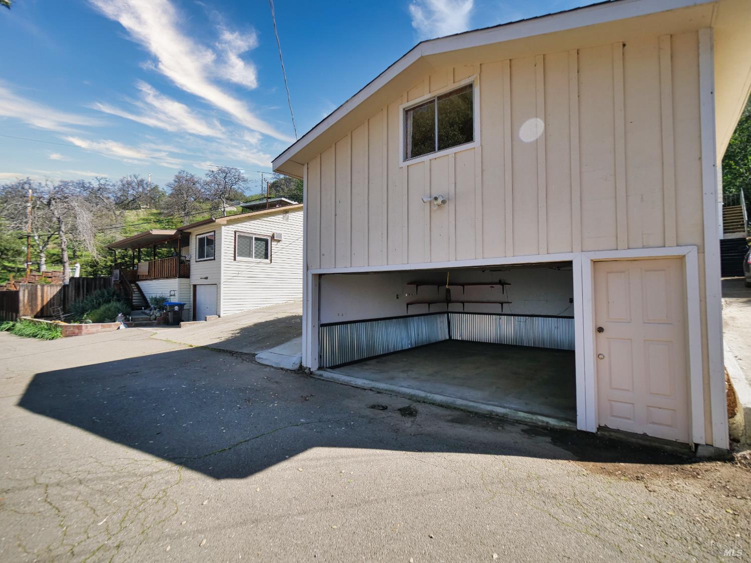 11485 Lakeshore Drive